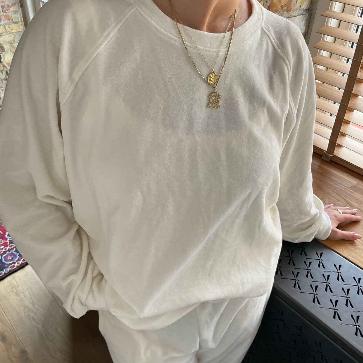 MY COMFY VELOUR TOP – MY COMFY WEAR